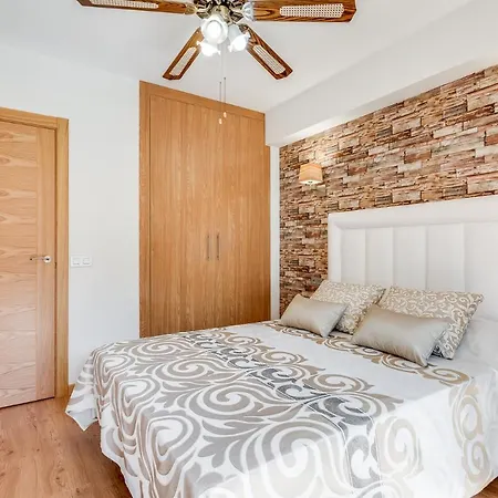 Daire New 1 Bedroom On The Sea In Marbella. Marbella